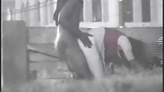 Emmas Stāras video filmā “Puma pavedināja” (Ričijs Bleks) - 2022-05-01 00:15:16