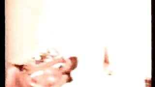 Videoklips “Mana kalpone mīl gailīti” (Dani Blu) - 2022-04-29 02:15:35